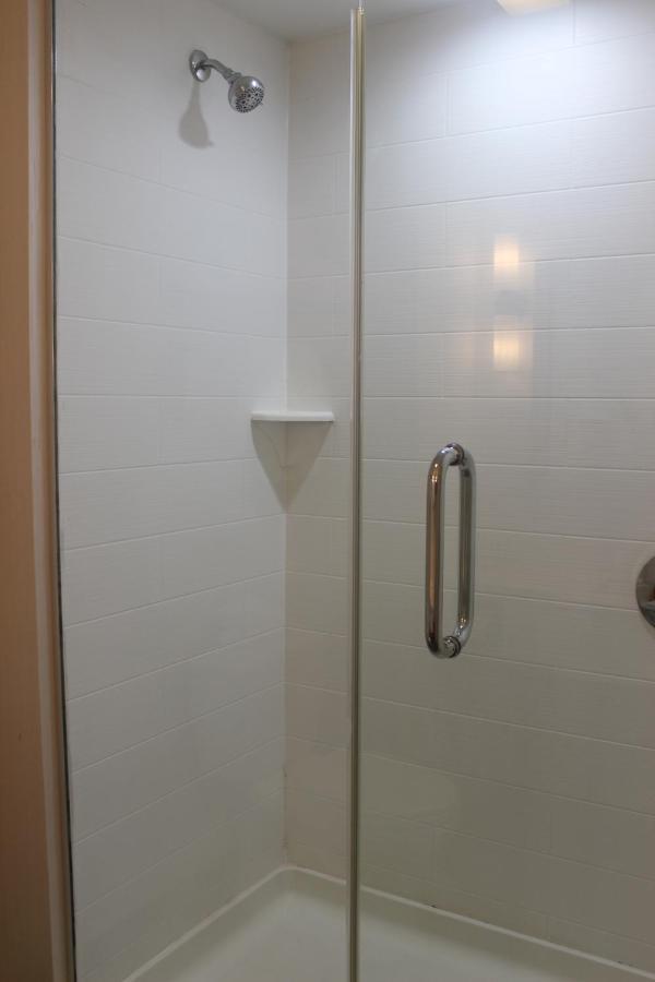 Fairfield Inn & Suites By Marriott New York Queens/Queensboro Bridge Eksteriør billede
